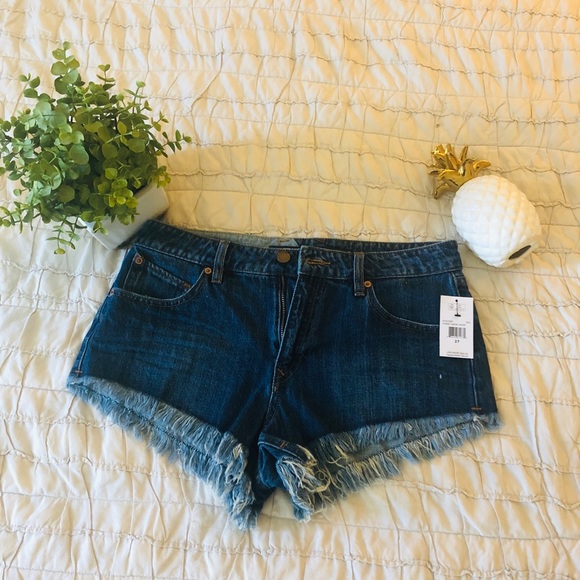 NWT! Volcom Brand Jean shorts - Picture 1 of 6